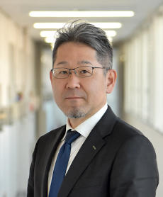 理学療法学科長 糸数 昌史　教授